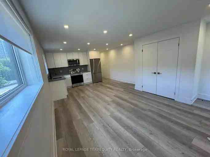 200 Munro St #2 - Photo 6 of 10