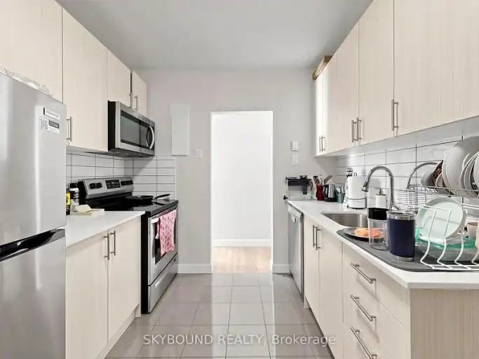 131 Wineva Ave #G - Photo 4 of 13