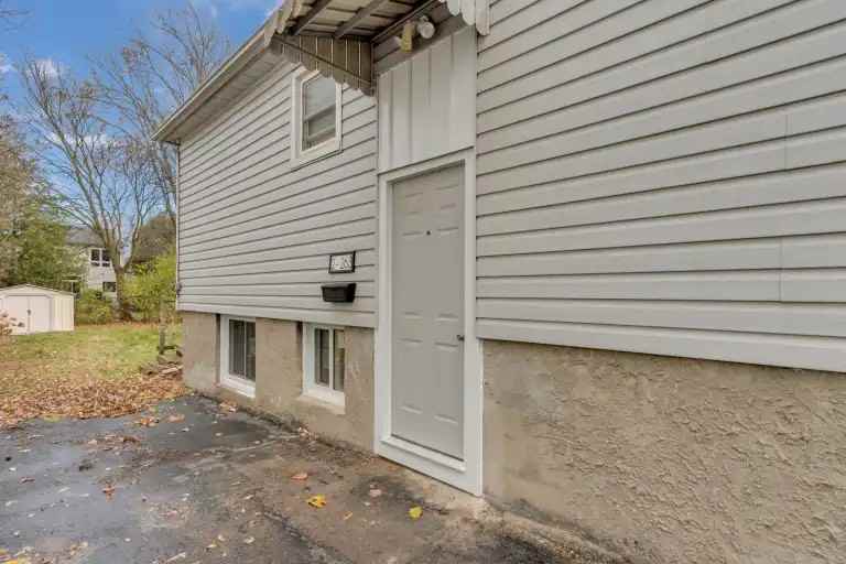 263 College St #2 - Photo 2 of 15