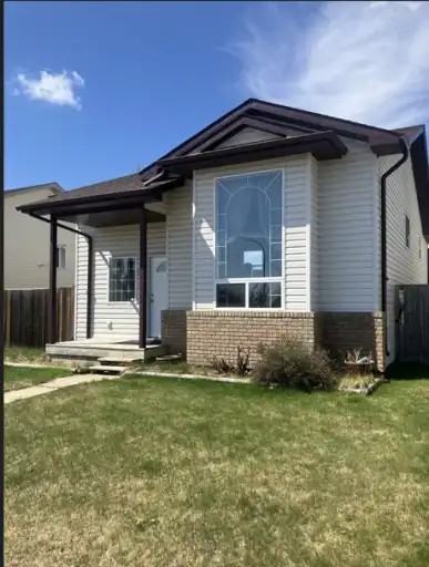 94 Drummond Ave - Photo 2 of 30