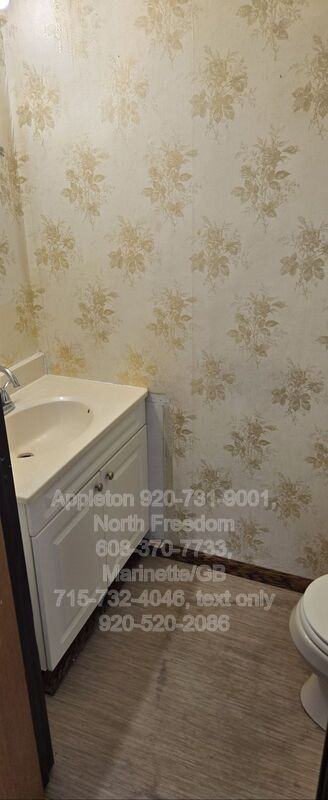 570 Spinnaker Ln #570 - Photo 4 of 13