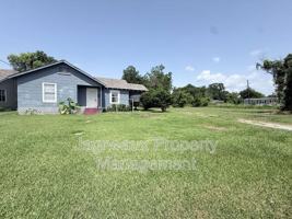 featured image of 525 Magnolia St