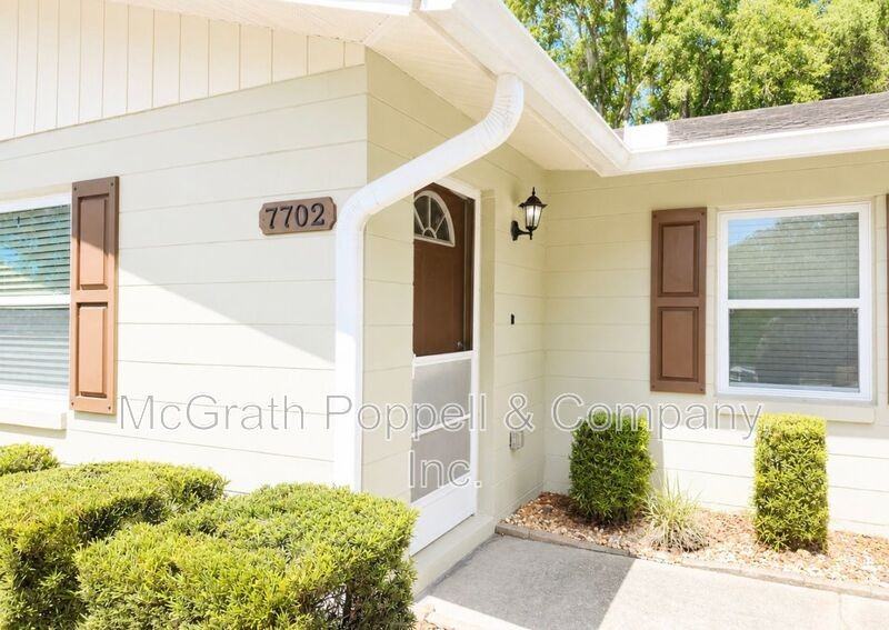 7702 Chase Rd - Photo 2 of 15