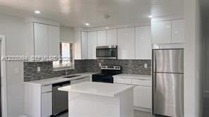 Sw 5th St #11056 - Photo 3 of 6