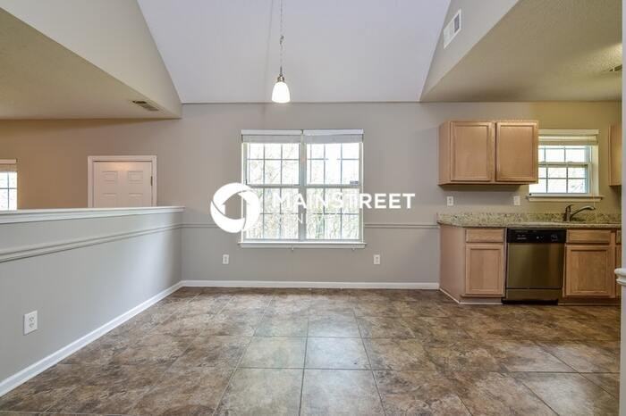 4048 Waldrop Hills Dr - Photo 6 of 17