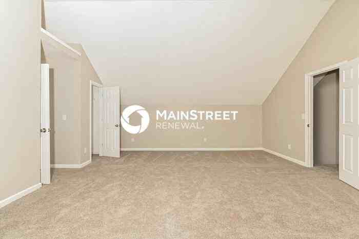 345 Kaleb Ct - Photo 4 of 17