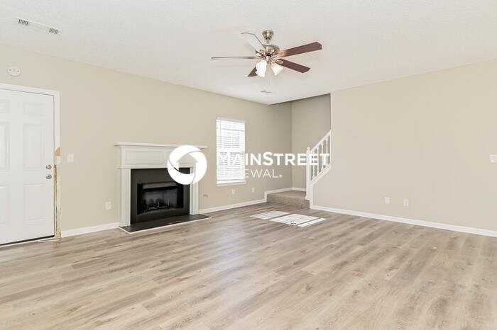 345 Kaleb Ct - Photo 2 of 17