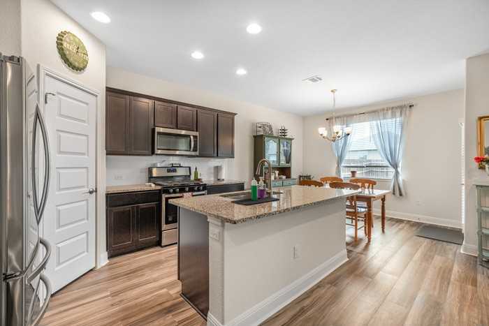 18324 Anicio Gallo Dr - Photo 5 of 21