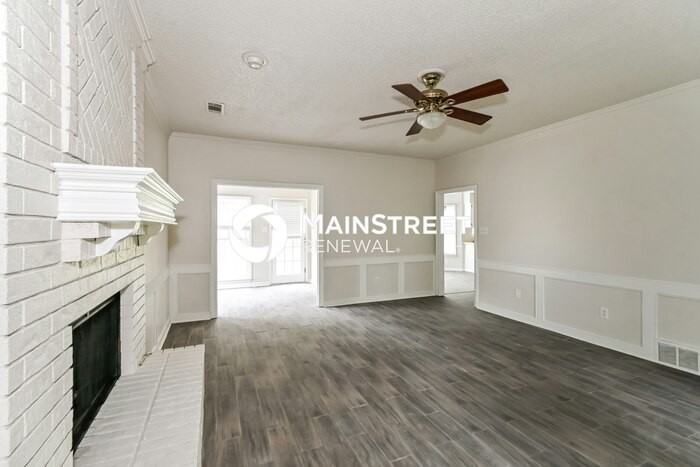 4727 Harvest Knoll Ln - Photo 6 of 17