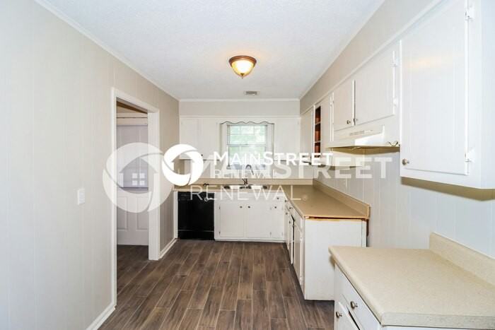 3557 Bellwood Dr - Photo 5 of 17