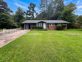 featured image of 4435 Lincolndale Dr