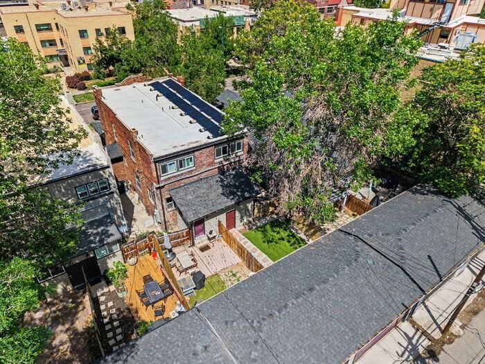 1230 N Logan St - Photo 3 of 44