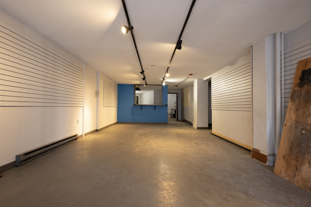 Howard Street Apartments - Photo 3 of 7