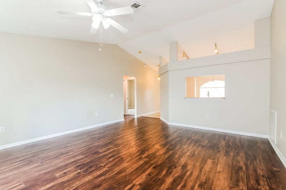 338 Arlington Cir - Photo 6 of 16