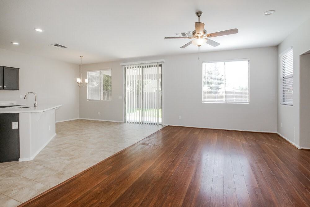 16855 W Ironwood St - Photo 4 of 16