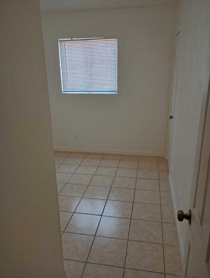 401 N D St #5 - Photo 7 of 17