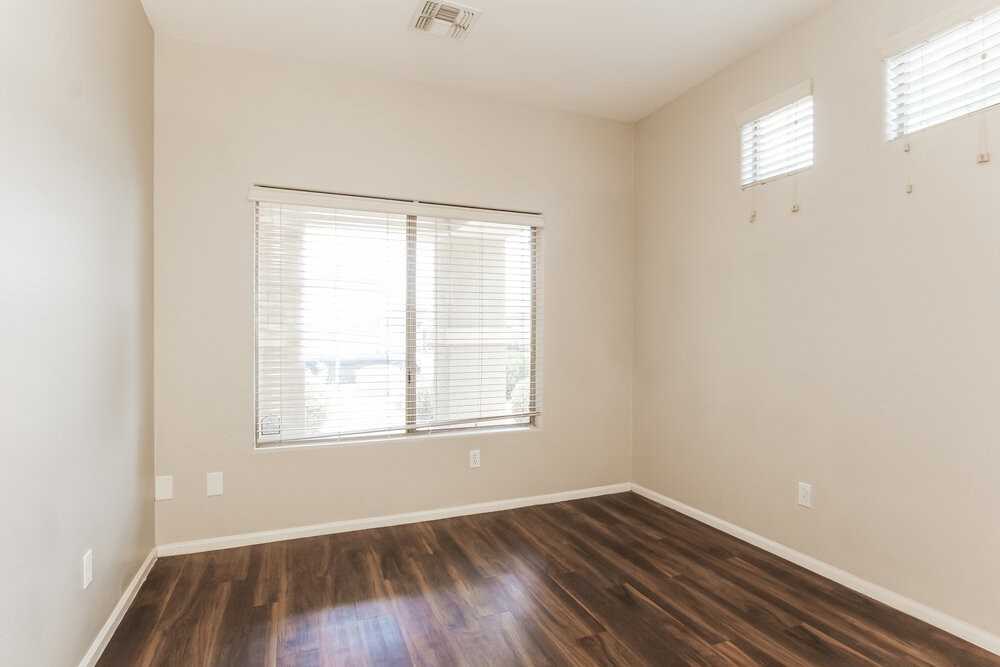 7154 W Globe Ave - Photo 3 of 16