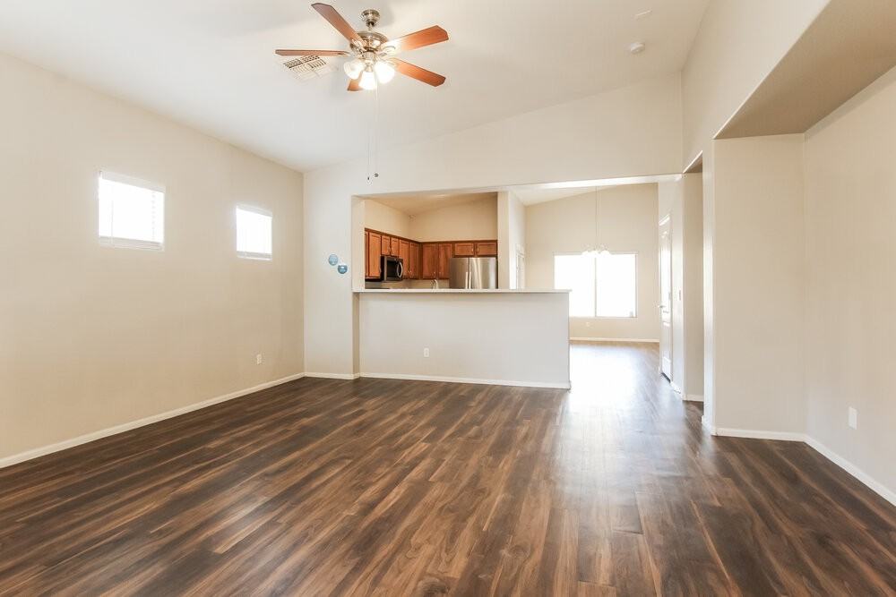 7154 W Globe Ave - Photo 4 of 16
