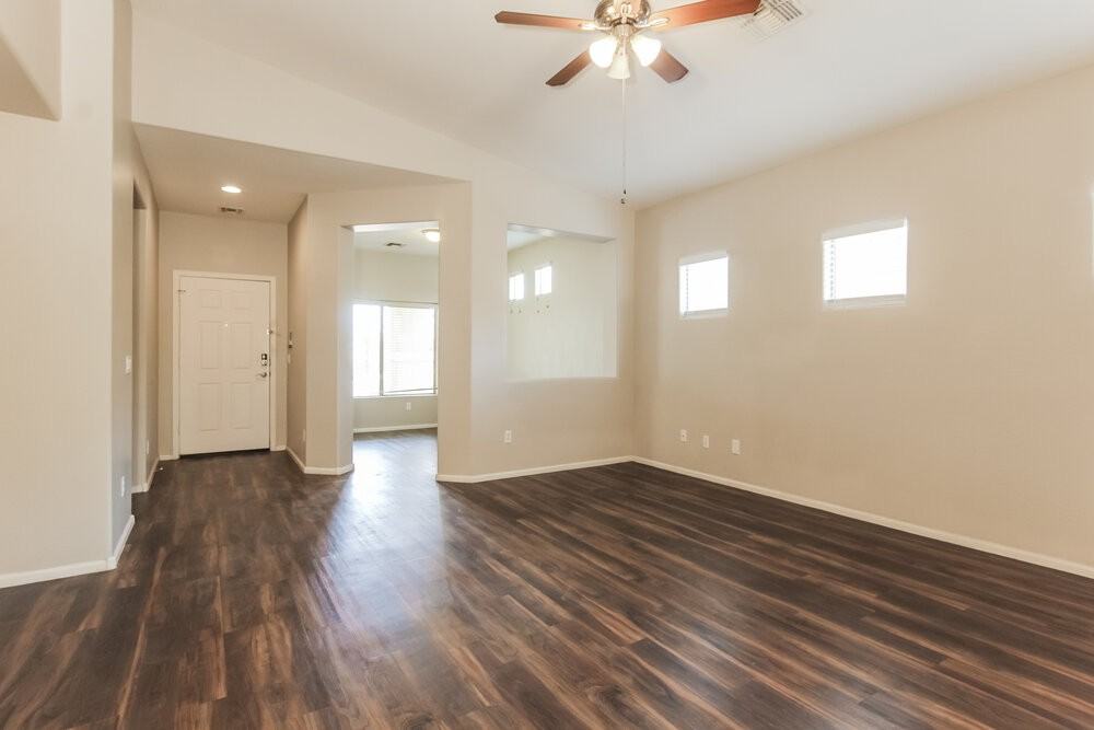 7154 W Globe Ave - Photo 5 of 16