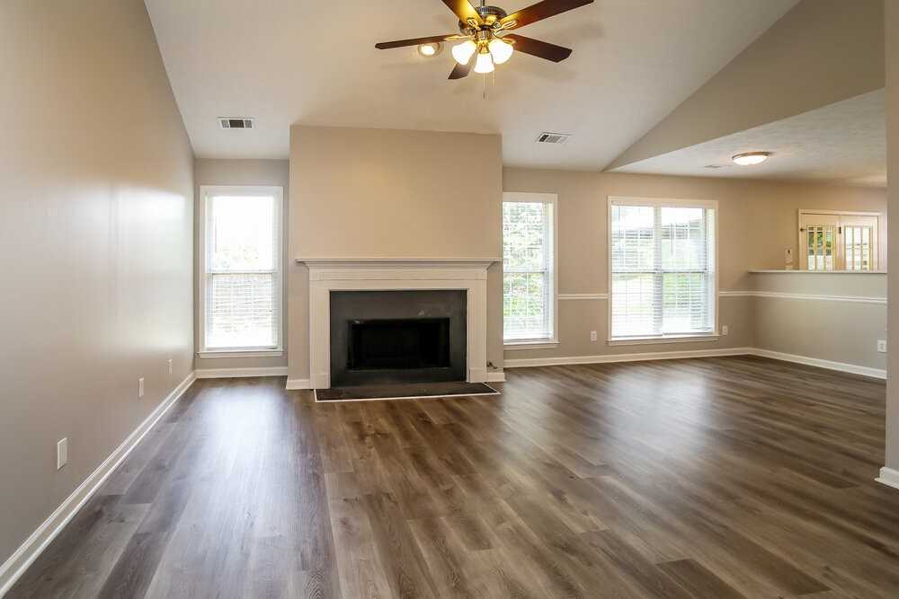 3029 Lexington Ave - Photo 4 of 16