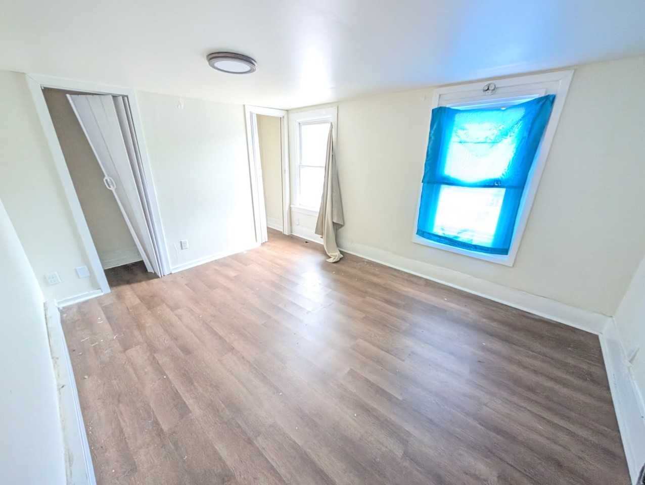 132 E Luzerne Ave #NA - Photo 4 of 8
