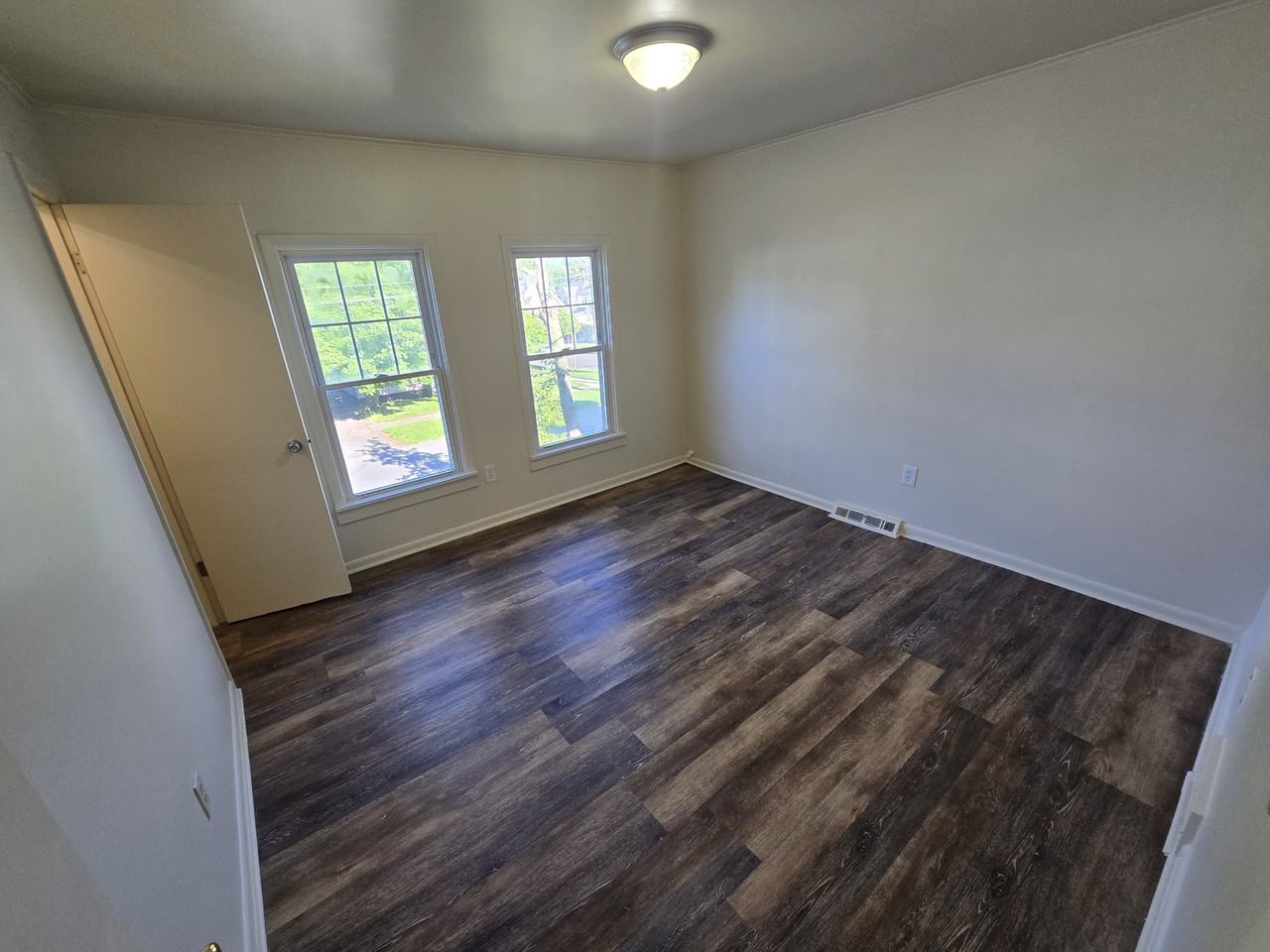 112 Helen St #2 - Photo 6 of 19