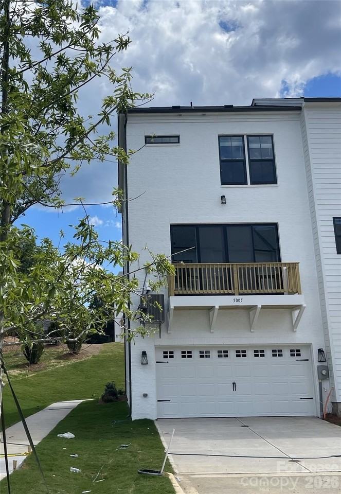 5005 Layman Dr - Photo 4 of 26