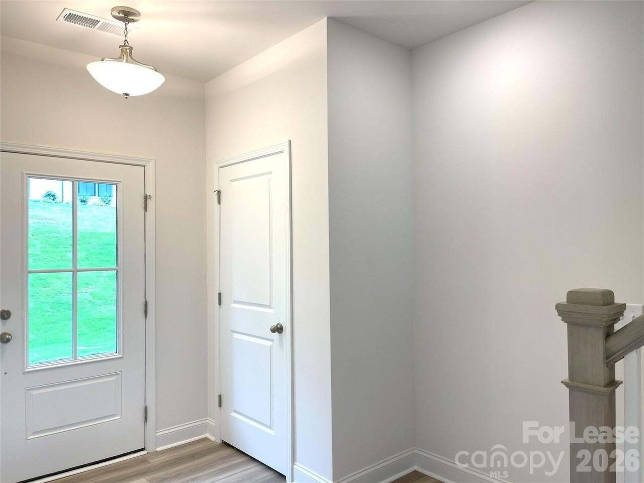 5005 Layman Dr - Photo 6 of 26