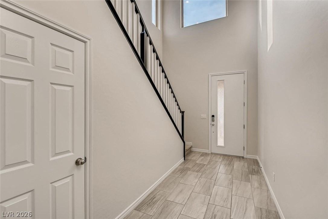 3188 Fern Nook Ave - Photo 4 of 28
