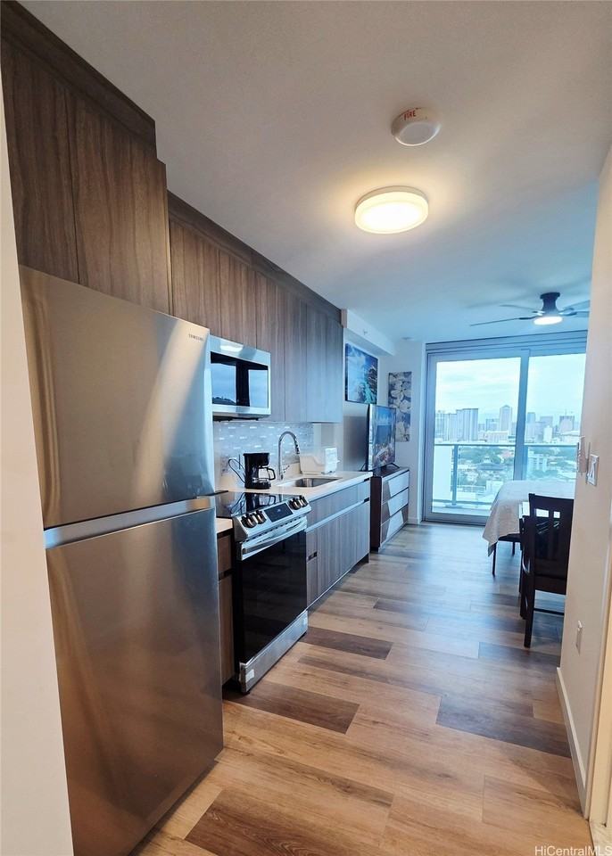 1500 Rycroft St #2208R - Photo 2 of 25