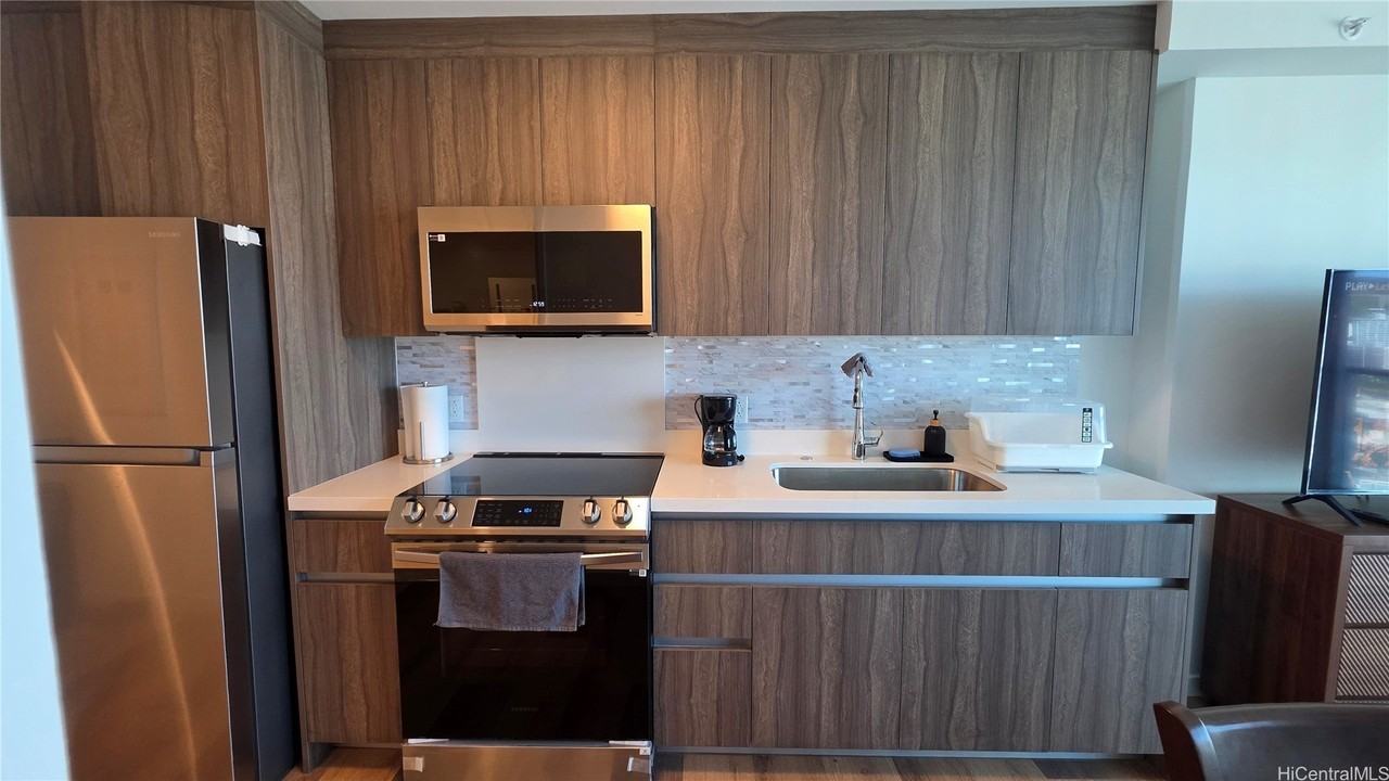 1500 Rycroft St #2208R - Photo 6 of 25