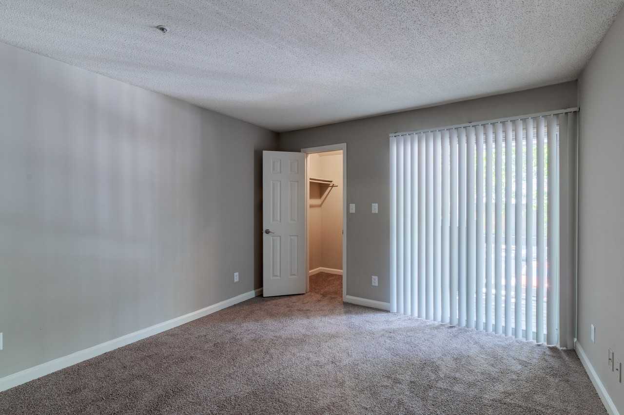 Colony at South Park - Photo 4 of 18