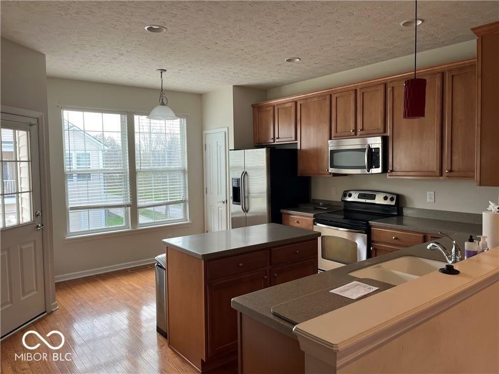 12632 Hamsel Ln - Photo 4 of 23