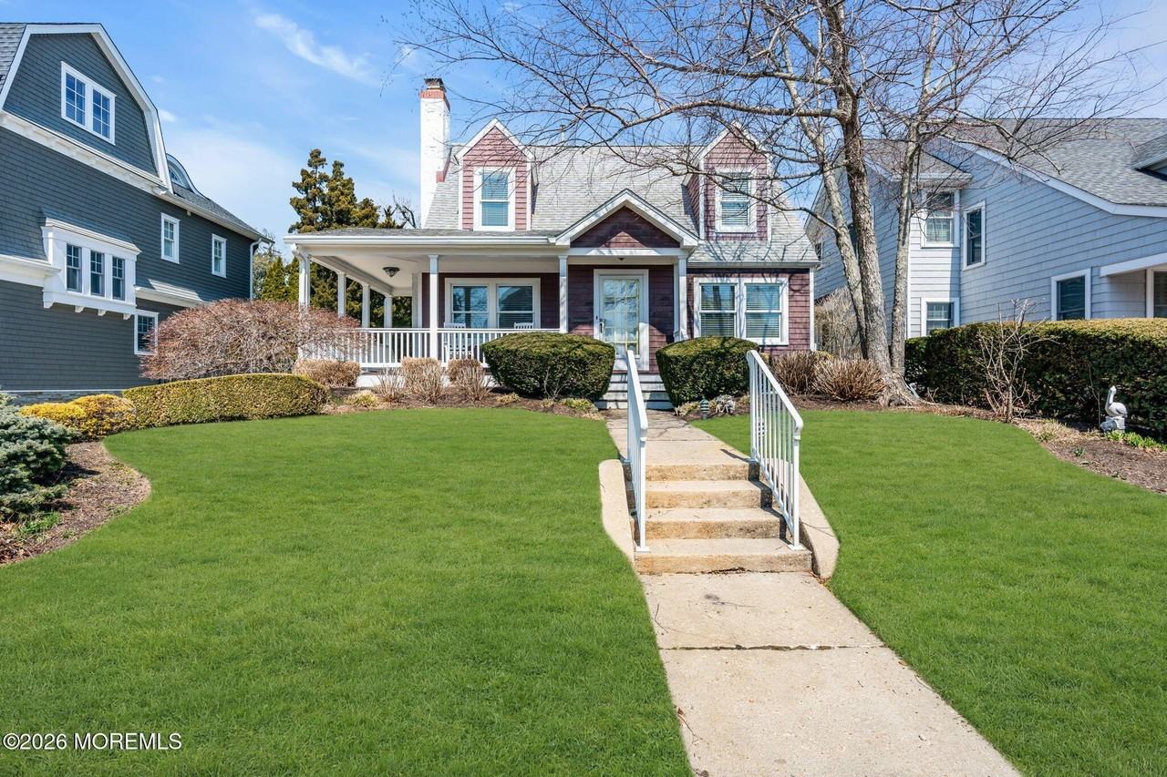 111 Chicago Blvd - Photo 3 of 47