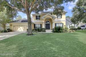 featured image of 1761 Highland View Dr