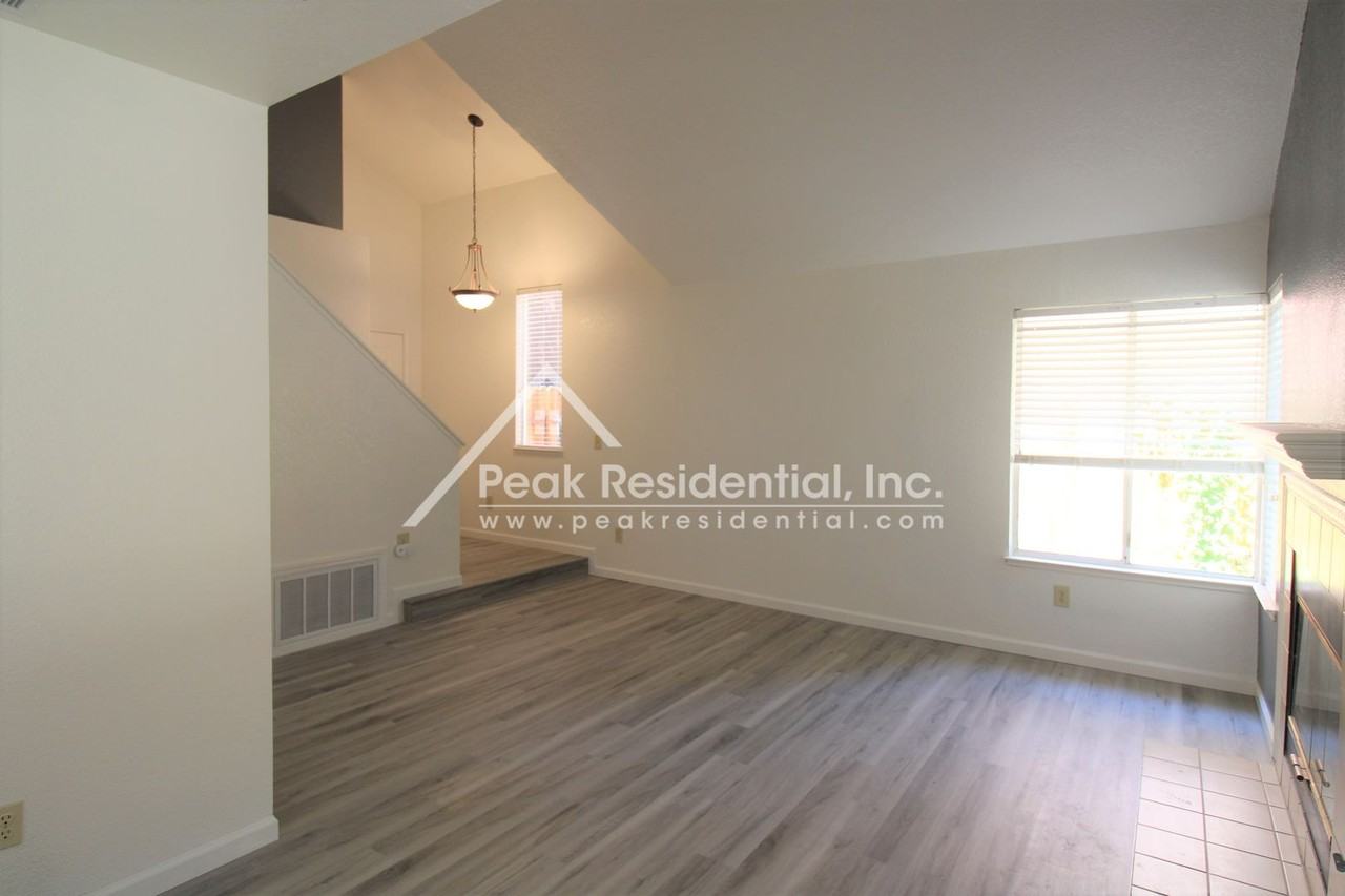 2641 Decker Way - Photo 7 of 38