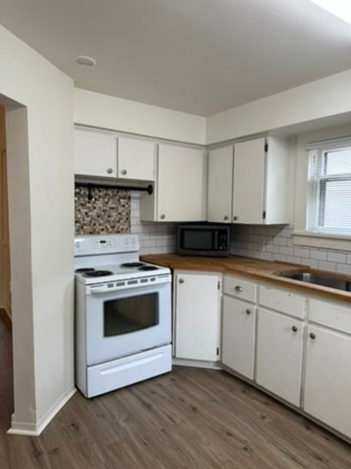 257 Ne 7th Ave - Photo 7 of 21