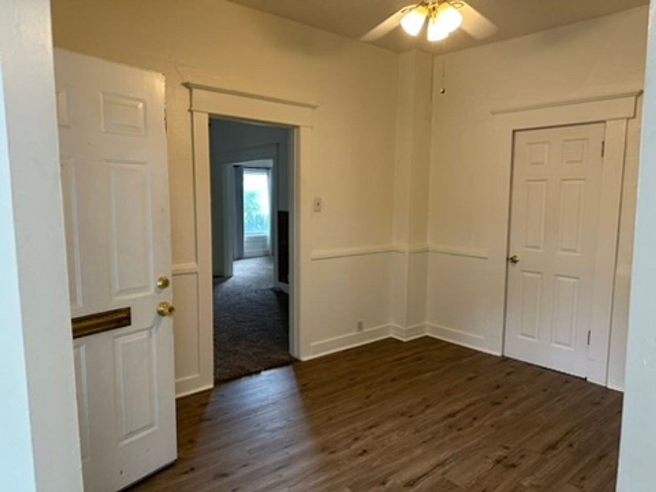 257 Ne 7th Ave - Photo 3 of 21