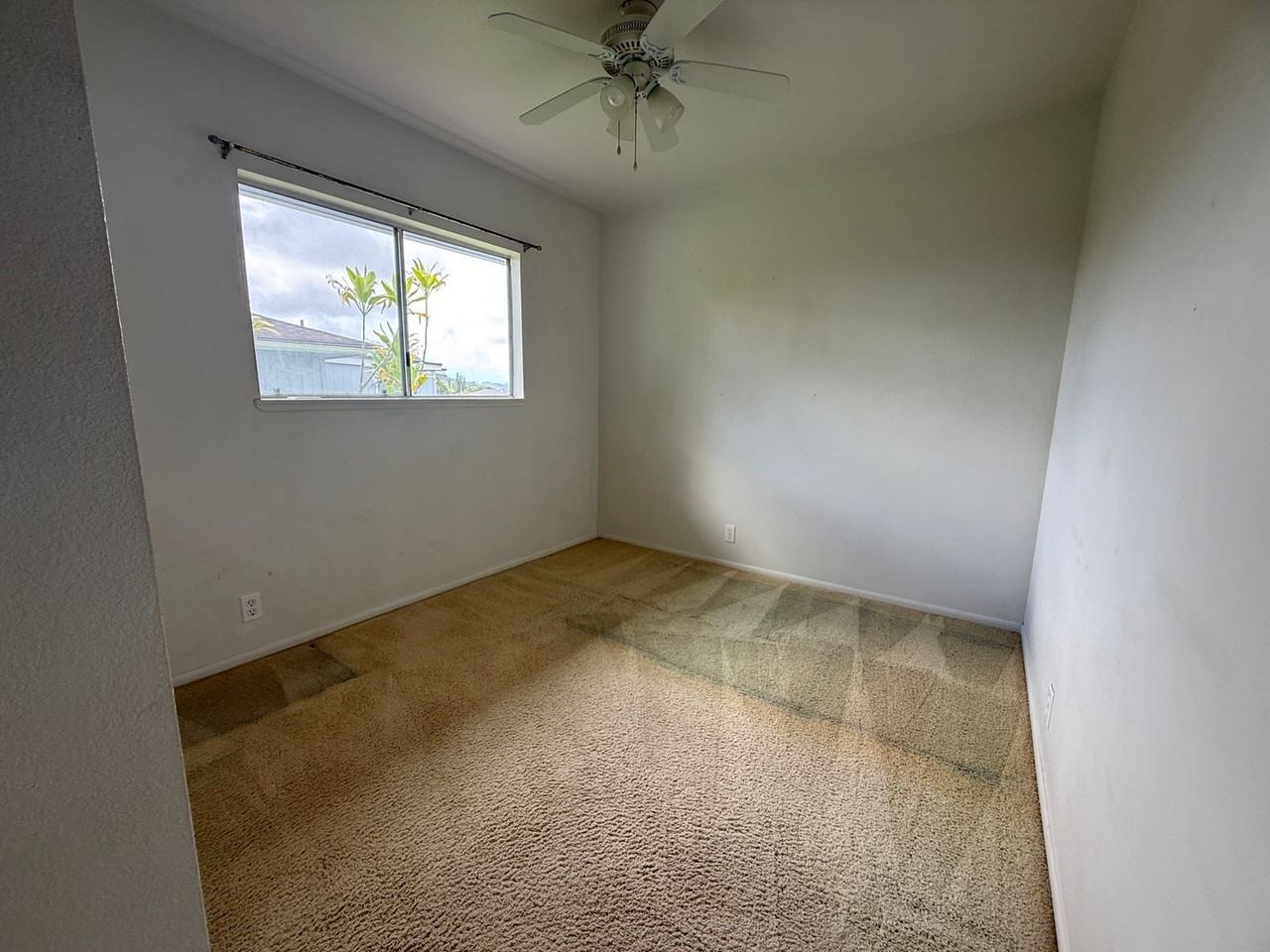 6391 Olohena Rd - Photo 5 of 15