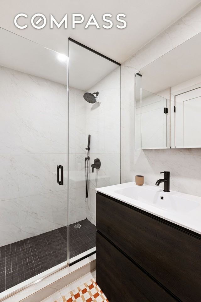 128 S 2nd St #1 - Photo 6 of 7