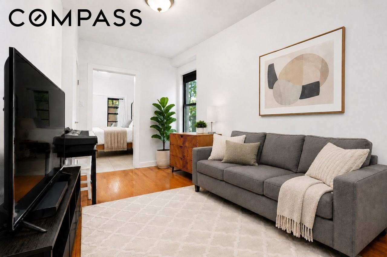 241 Mulberry St #5