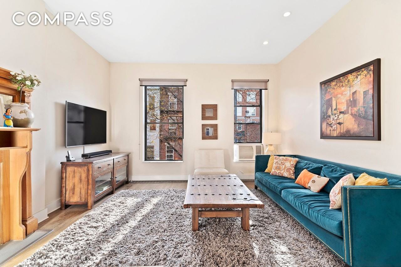 318 W 137th St #2 - Photo 3 of 13