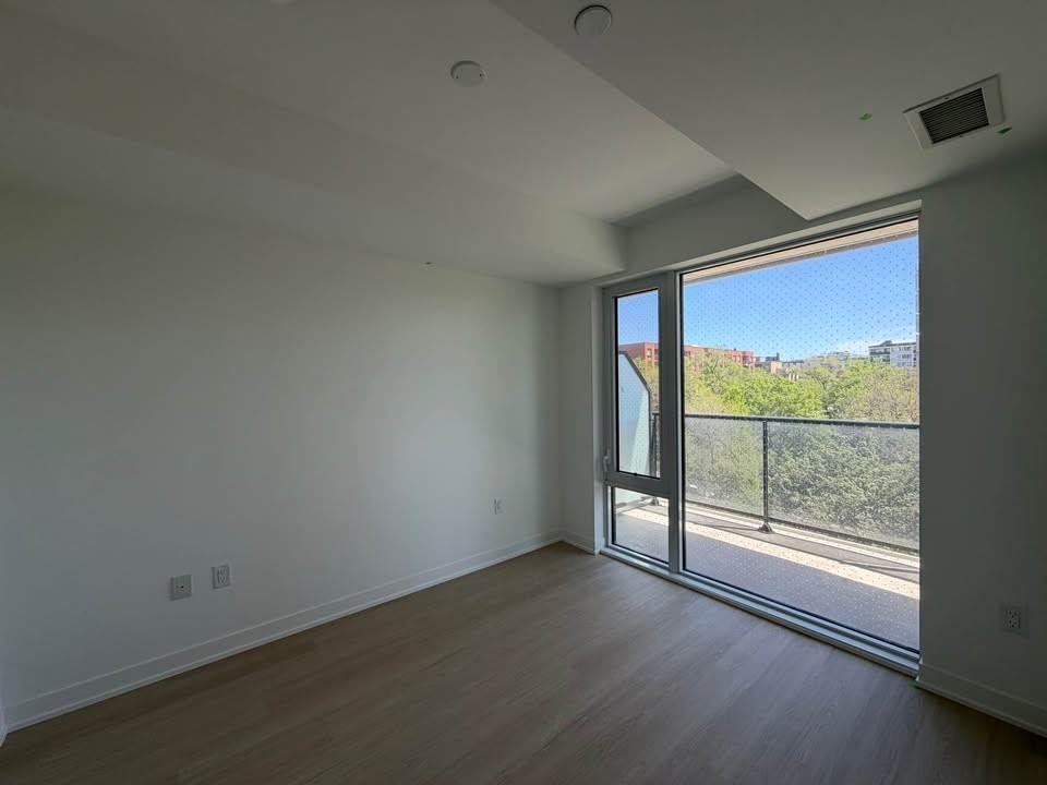 15 David Salomon Drive #408 - Photo 4 of 16