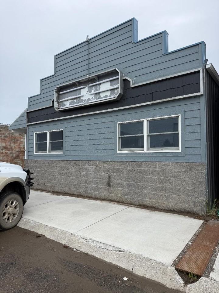 312 Central Ave - Photo 3 of 10