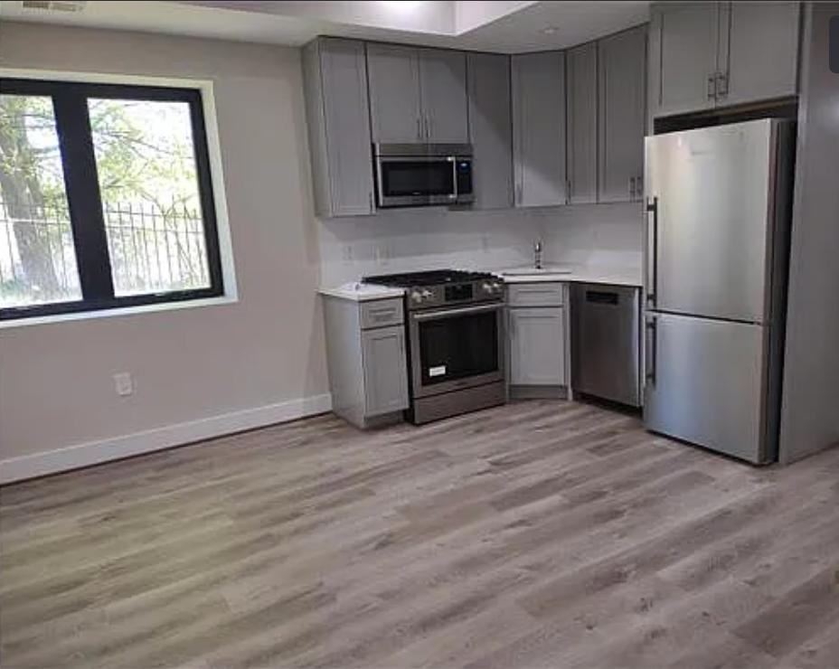 2812 Gainesville St Se - Photo 2 of 9