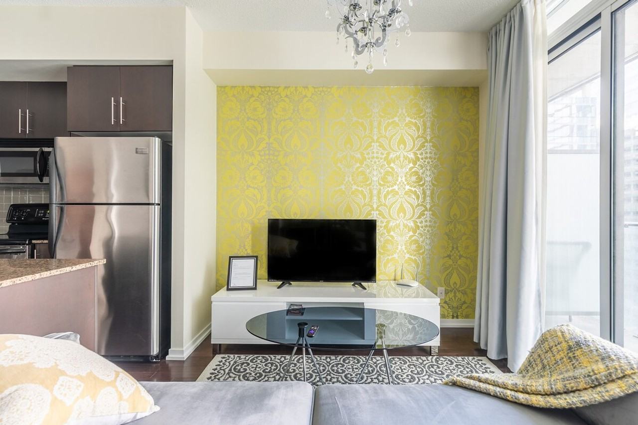 55 Bremner Boulevard - Photo 2 of 27