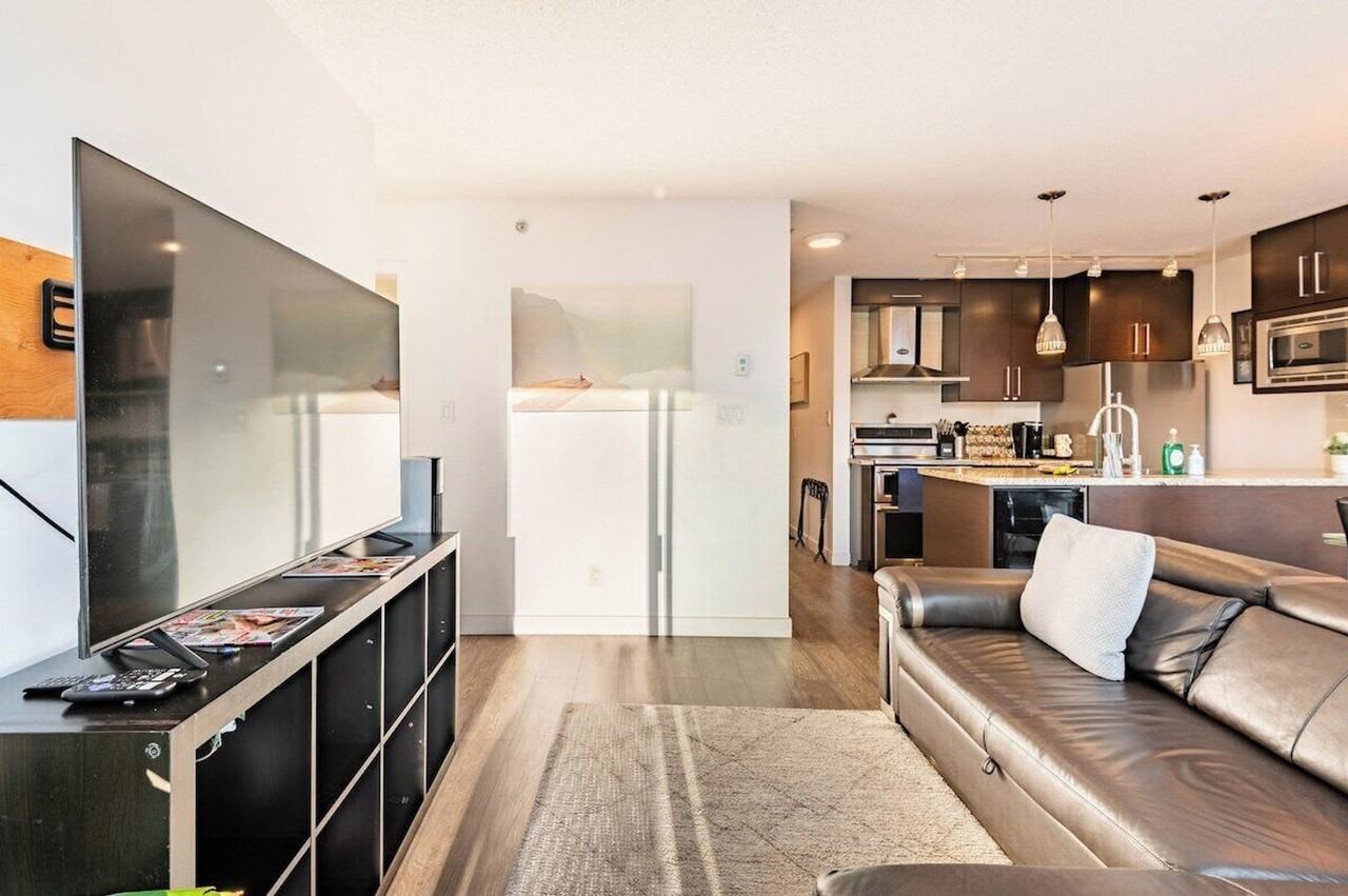 188 Keefer Pl #1578780P - Photo 5 of 36