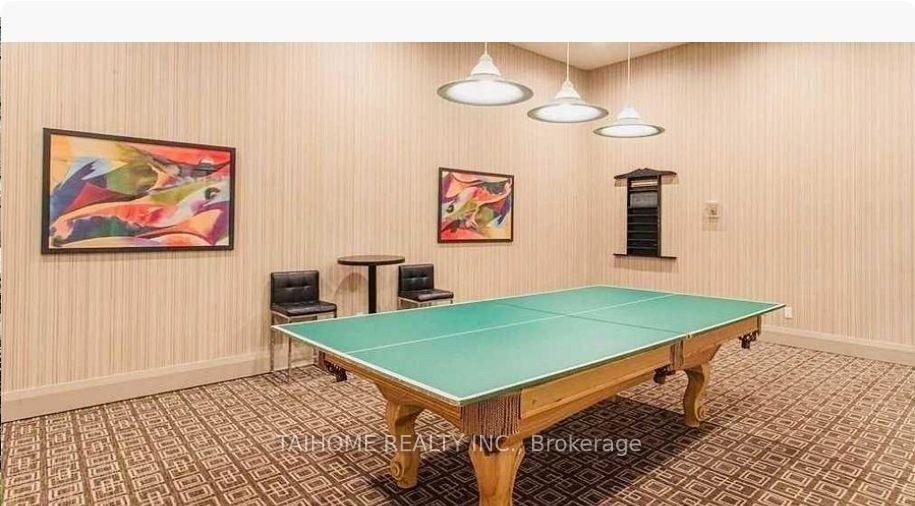 8 Hillcrest Avenue - Photo 8