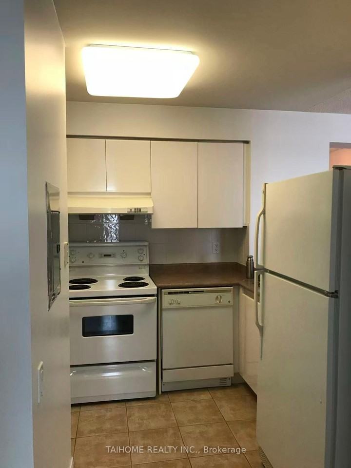8 Hillcrest Avenue - Photo 11