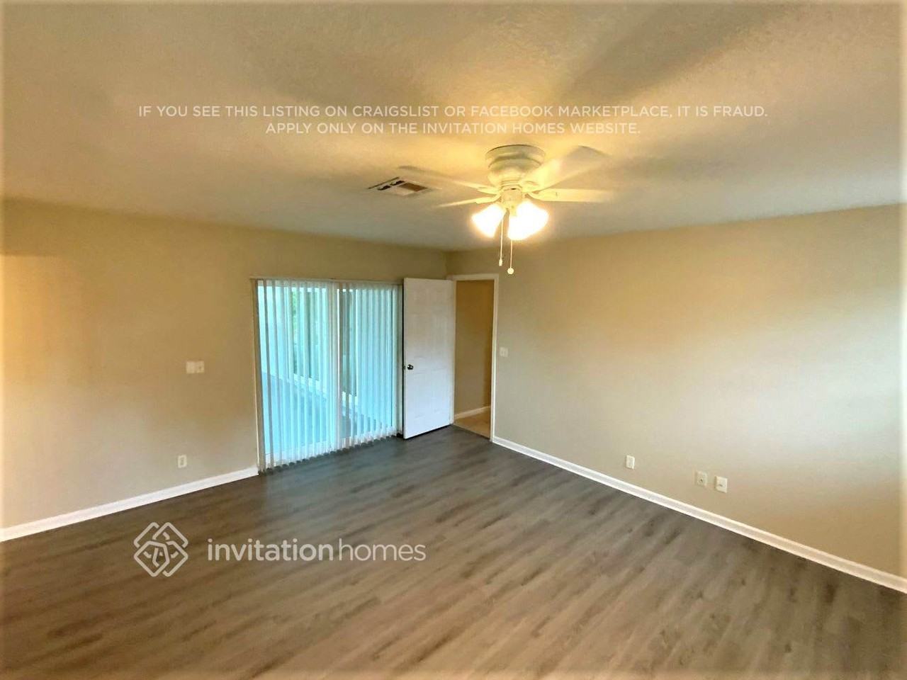 112 Granada St - Photo 6 of 22